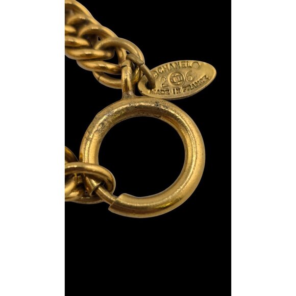 Authentic 1989 Season 26 Chanel 33" Gilt CC Logo Necklace - Picture 12 of 15
